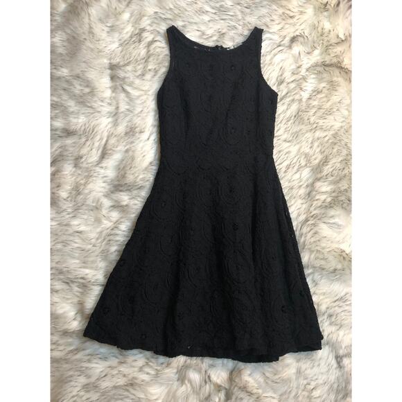 BB Dakota Sleeveless Crochet Lace Black Dress - Picture 2 of 15